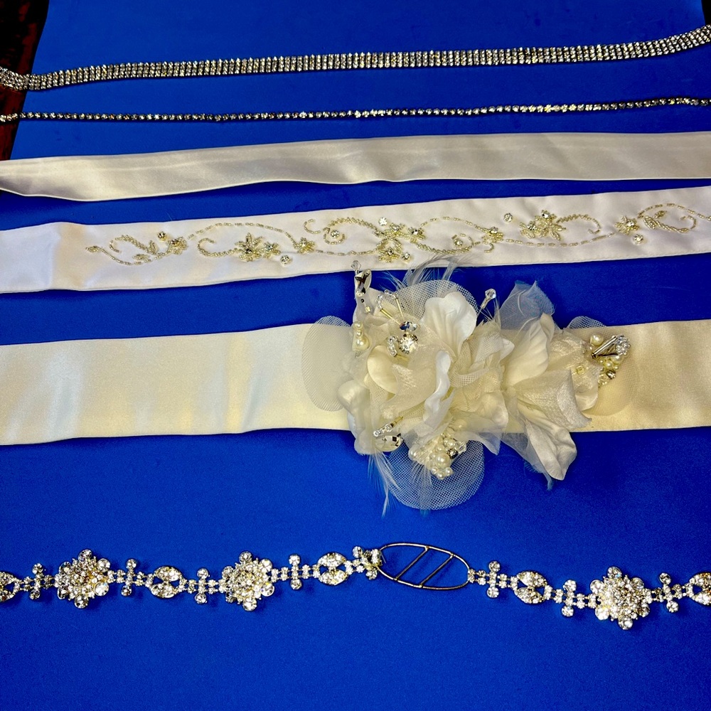 Bridal belts Lot of 6. Lot number 57.